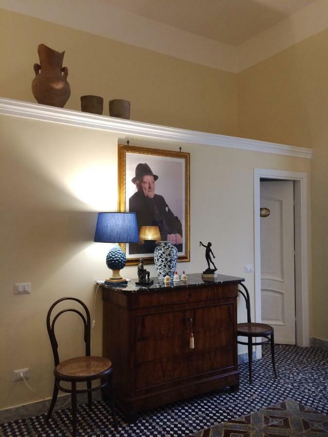 Don Angelo Petito Bed & Breakfast เนเปิลส์ ภายนอก รูปภาพ